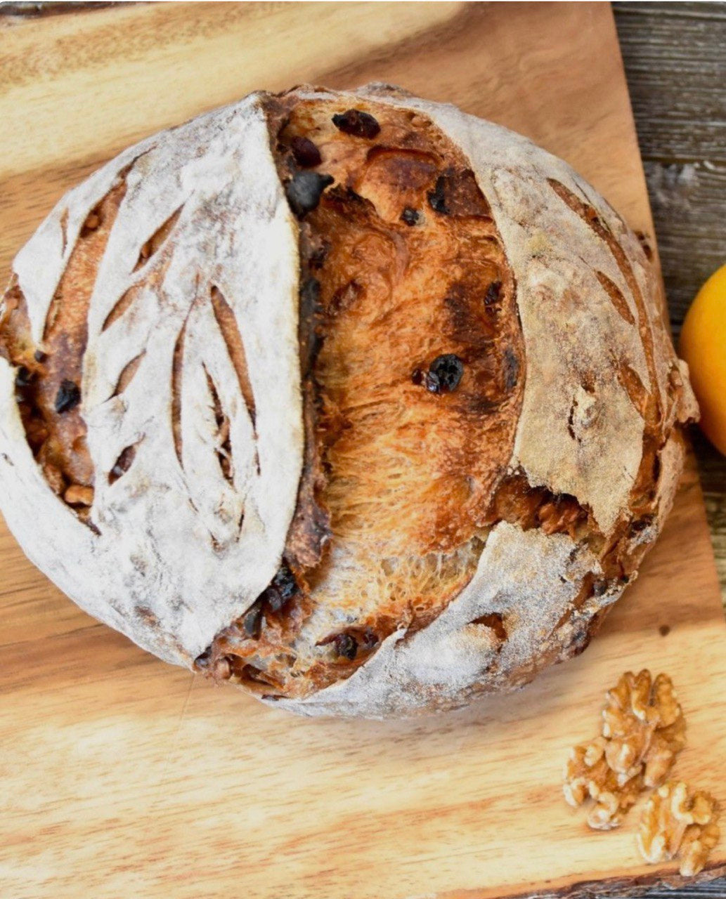 Sourdough bread with cranberry 